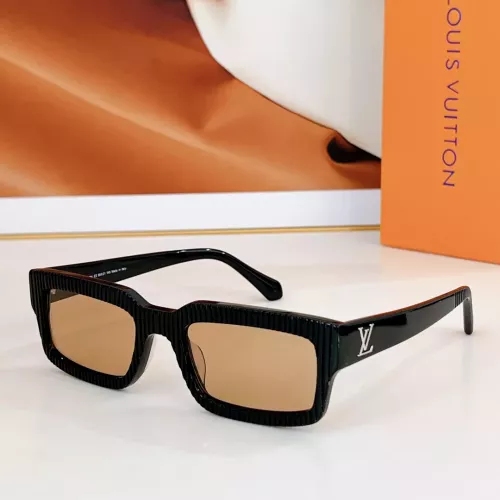 Louis Vuitton AAA Quality Sunglasses #1323822