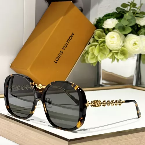 Louis Vuitton AAA Quality Sunglasses #1323838