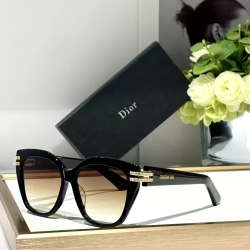 Christian Dior AAA Quality Sunglasses #1323855