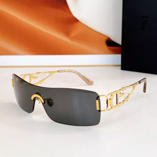 Christian Dior AAA Quality Sunglasses #1323857