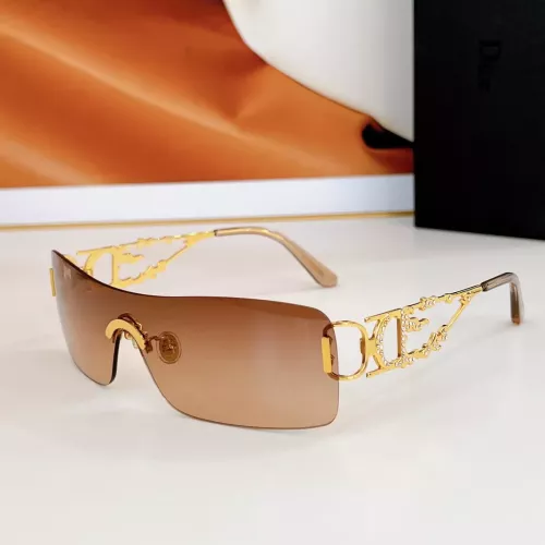 Christian Dior AAA Quality Sunglasses #1323863