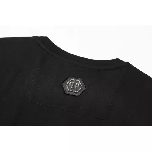 Cheap Philipp Plein PP T-Shirts Short Sleeved For Men #1324044 Replica Wholesale [$27.00 USD] [ITEM#1324044] on Replica Philipp Plein PP T-Shirts