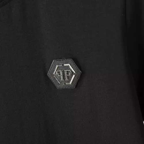 Cheap Philipp Plein PP T-Shirts Short Sleeved For Men #1324047 Replica Wholesale [$27.00 USD] [ITEM#1324047] on Replica Philipp Plein PP T-Shirts