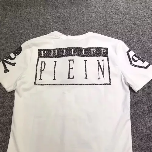 Cheap Philipp Plein PP T-Shirts Short Sleeved For Men #1324056 Replica Wholesale [$27.00 USD] [ITEM#1324056] on Replica Philipp Plein PP T-Shirts