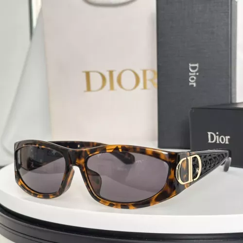 Christian Dior AAA Quality Sunglasses #1324083
