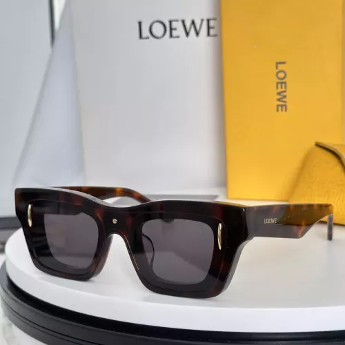 LOEWE AAA Quality Sunglasses #1324114