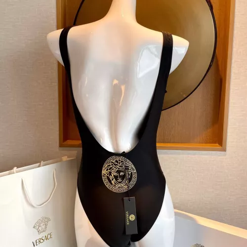 Cheap Versace Bathing Suits For Women #1324194 Replica Wholesale [$39.00 USD] [ITEM#1324194] on Replica Versace Bathing Suits