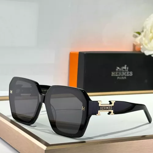 Hermes AAA Quality Sunglasses #1324297