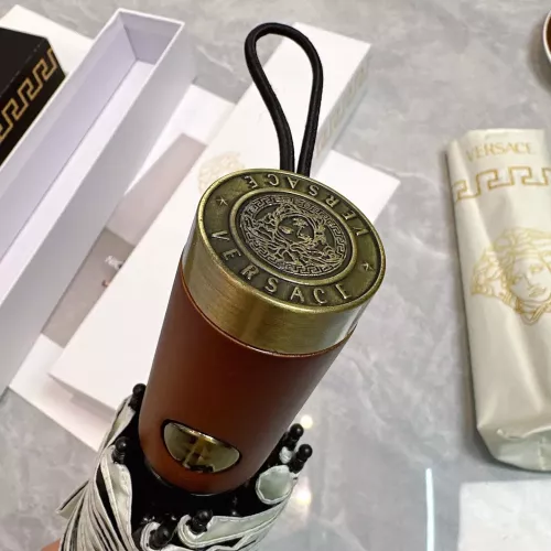 Cheap Versace Umbrellas #1324413 Replica Wholesale [$29.00 USD] [ITEM#1324413] on Replica Versace Umbrellas