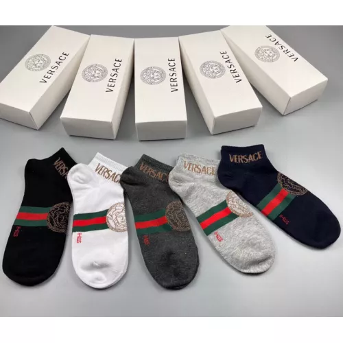 Cheap Versace Socks For Men #1324620 Replica Wholesale [$25.00 USD] [ITEM#1324620] on Replica Versace Socks