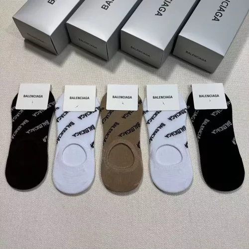 Cheap Balenciaga Socks For Women #1324640 Replica Wholesale [$25.00 USD] [ITEM#1324640] on Replica Balenciaga Socks