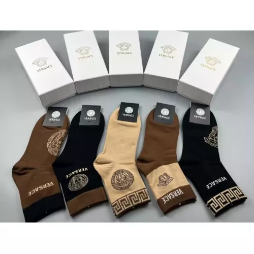 Cheap Versace Socks For Men #1324660 Replica Wholesale [$25.00 USD] [ITEM#1324660] on Replica Versace Socks
