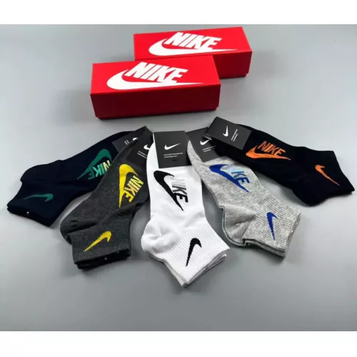 Cheap Nike Socks #1324928 Replica Wholesale [$25.00 USD] [ITEM#1324928] on Replica Nike Socks
