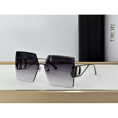 Christian Dior AAA Quality Sunglasses #1325077
