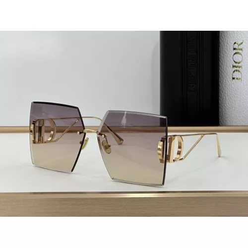 Christian Dior AAA Quality Sunglasses #1325078