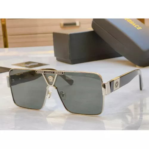 Versace AAA Quality Sunglasses #1325187