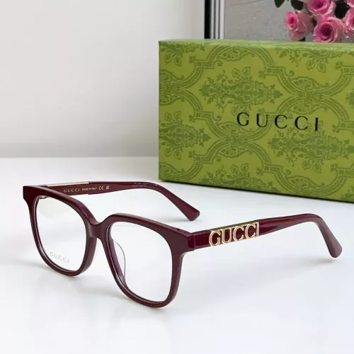 Gucci Fashion Goggles #1325597