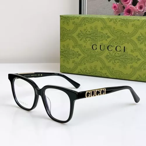 Gucci Fashion Goggles #1325599