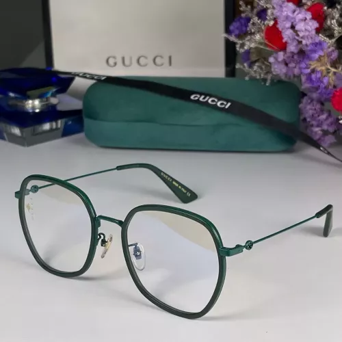 Gucci Fashion Goggles #1325602