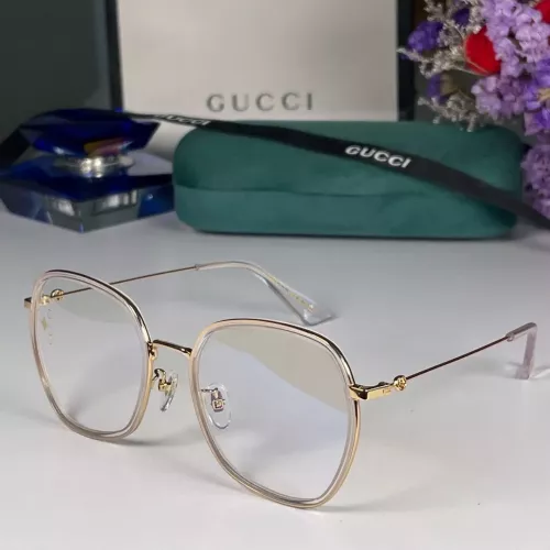 Gucci Fashion Goggles #1325605