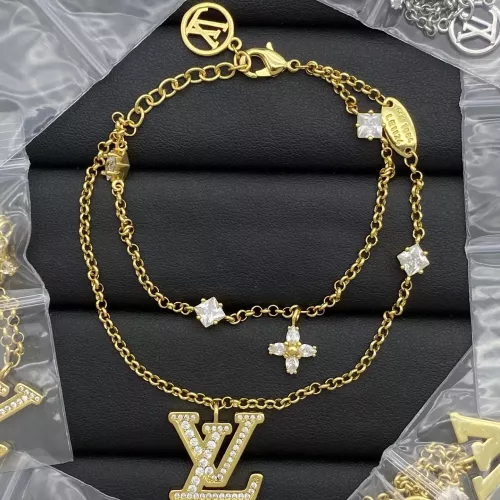 Louis Vuitton LV Bracelets For Women #1325821