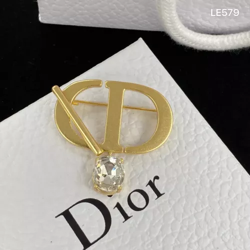 Cheap Christian Dior Brooches For Women #1325958 Replica Wholesale [$25.00 USD] [ITEM#1325958] on Replica Christian Dior Brooches