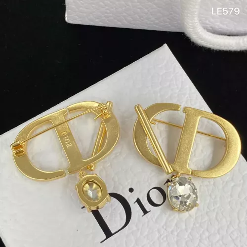 Cheap Christian Dior Brooches For Women #1325958 Replica Wholesale [$25.00 USD] [ITEM#1325958] on Replica Christian Dior Brooches