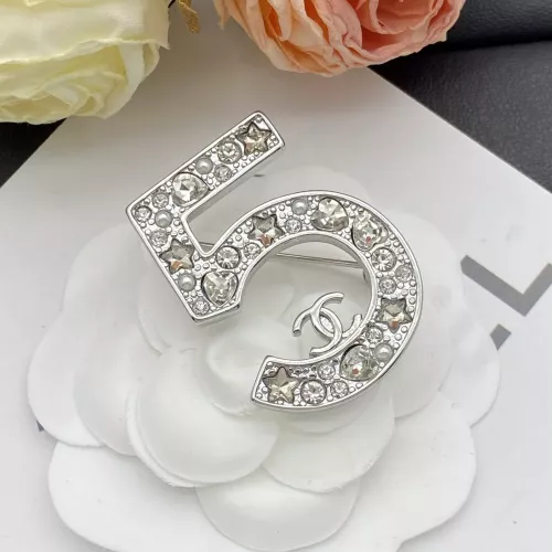 Cheap Chanel Brooches For Women #1325962 Replica Wholesale [$25.00 USD] [ITEM#1325962] on Replica Chanel Brooches