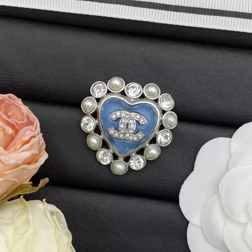 Chanel Brooches For Women #1325964