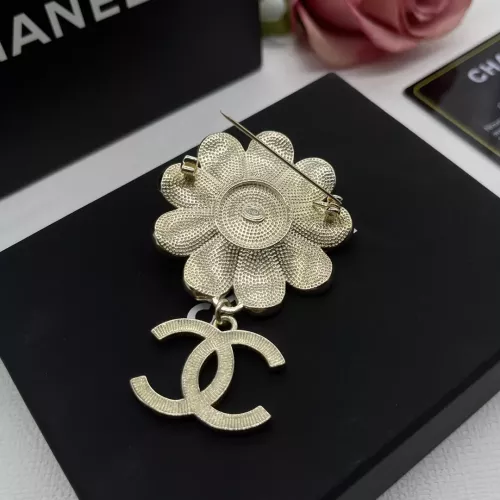 Cheap Chanel Brooches For Women #1325973 Replica Wholesale [$25.00 USD] [ITEM#1325973] on Replica Chanel Brooches