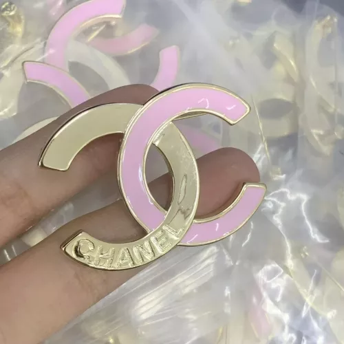 Chanel Brooches For Women #1325977