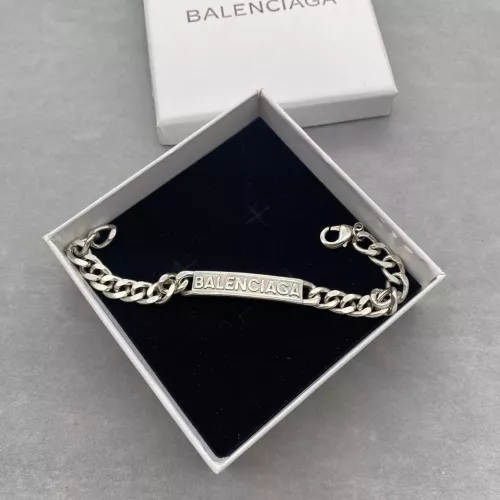 Cheap Balenciaga Bracelets #1326104 Replica Wholesale [$25.00 USD] [ITEM#1326104] on Replica Balenciaga Bracelets