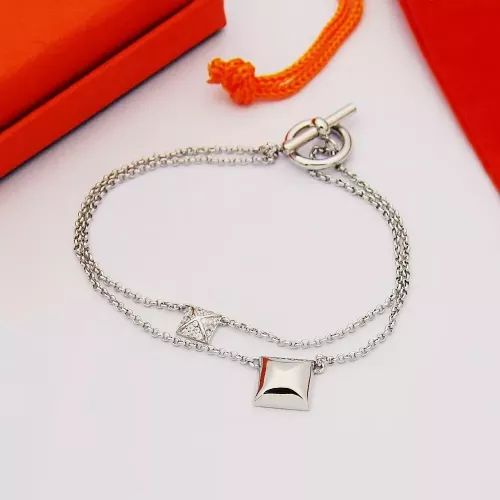 Hermes Bracelets #1326177