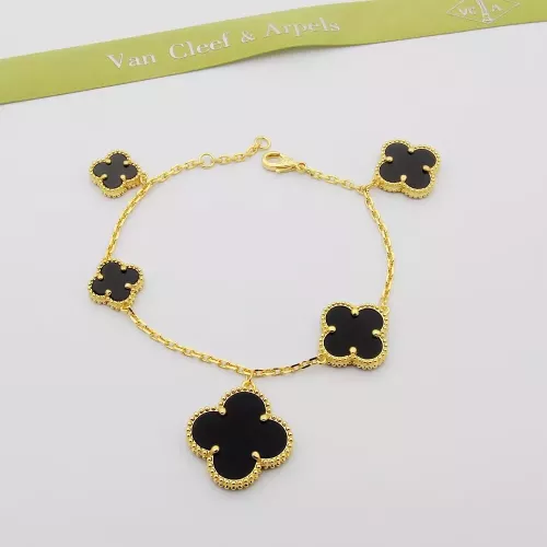 Van Cleef & Arpels Bracelets For Women #1326275