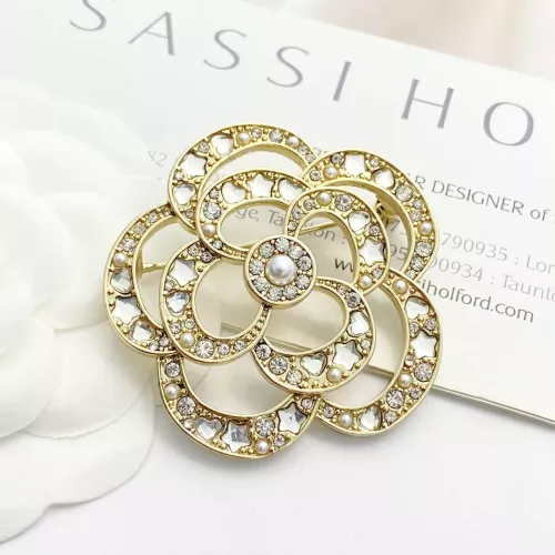 Chanel Brooches For Women #1326276