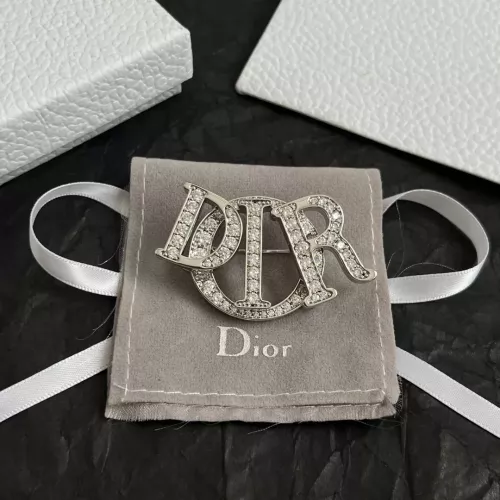 Christian Dior Brooches For Women #1326400