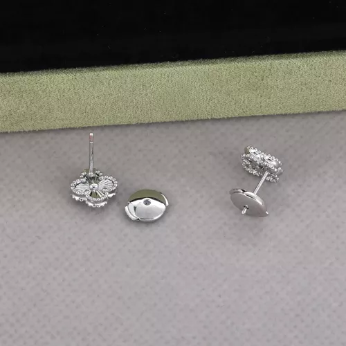 Cheap Van Cleef &amp; Arpels Earrings For Women #1326427 Replica Wholesale [$32.00 USD] [ITEM#1326427] on Replica Van Cleef &amp; Arpels Earrings