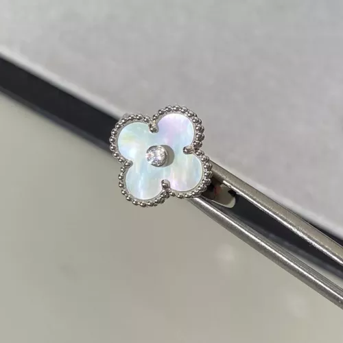 Cheap Van Cleef &amp; Arpels Rings For Women #1326435 Replica Wholesale [$42.00 USD] [ITEM#1326435] on Replica Van Cleef &amp; Arpels Rings