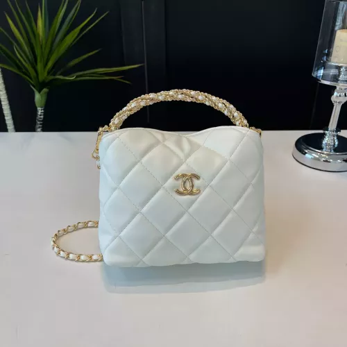 Chanel Messenger Bags For Women #1326580