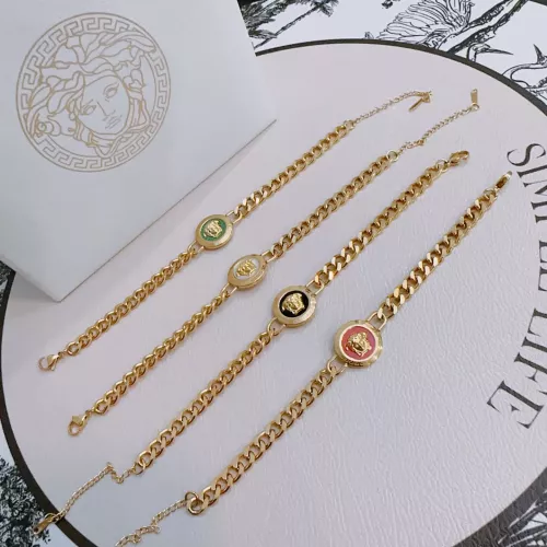 Cheap Versace Bracelets #1326603 Replica Wholesale [$40.00 USD] [ITEM#1326603] on Replica Versace Bracelets