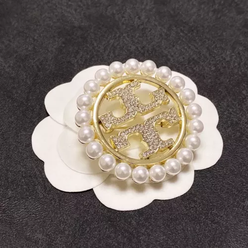 Cheap Tory Burch Brooches For Women #1326887 Replica Wholesale [$25.00 USD] [ITEM#1326887] on Replica Tory Burch Brooches