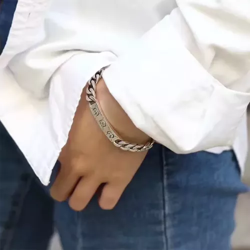 Cheap Gucci Bracelets #1326988 Replica Wholesale [$39.00 USD] [ITEM#1326988] on Replica Gucci Bracelets