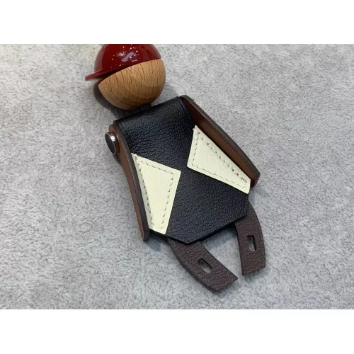 Cheap Hermes Key Holder And Bag Buckle #1327237 Replica Wholesale [$56.00 USD] [ITEM#1327237] on Replica Hermes Key Holder And Bag Buckle