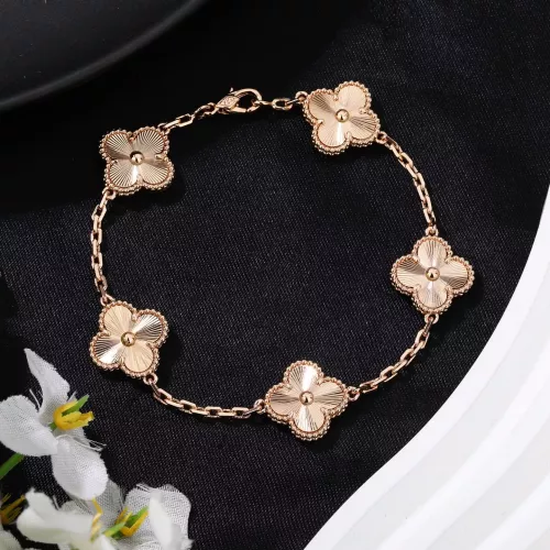 Van Cleef & Arpels Bracelets For Women #1327265