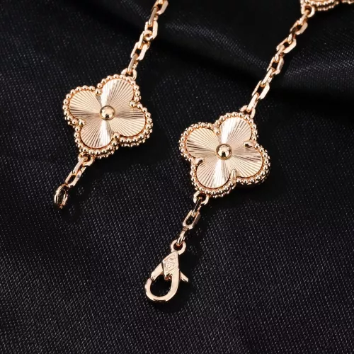 Cheap Van Cleef &amp; Arpels Bracelets For Women #1327265 Replica Wholesale [$34.00 USD] [ITEM#1327265] on Replica Van Cleef &amp; Arpels Bracelets