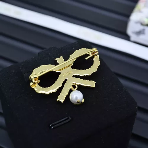 Cheap Christian Dior Brooches For Women #1327327 Replica Wholesale [$25.00 USD] [ITEM#1327327] on Replica Christian Dior Brooches
