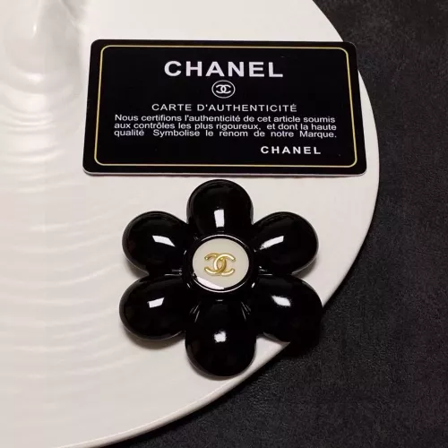 Cheap Chanel Brooches For Women #1327338 Replica Wholesale [$29.00 USD] [ITEM#1327338] on Replica Chanel Brooches