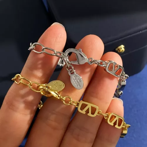 Cheap Valentino Bracelets #1327365 Replica Wholesale [$27.00 USD] [ITEM#1327365] on Replica Valentino Bracelets