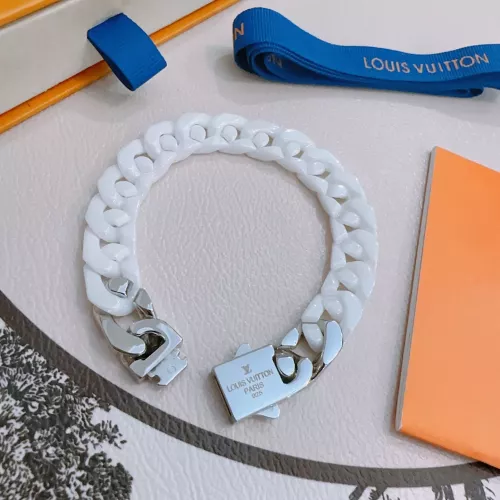 Louis Vuitton LV Bracelets #1327386
