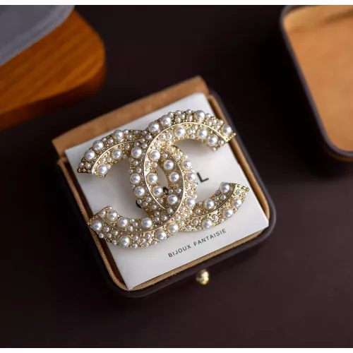 Chanel Brooches For Women #1327613